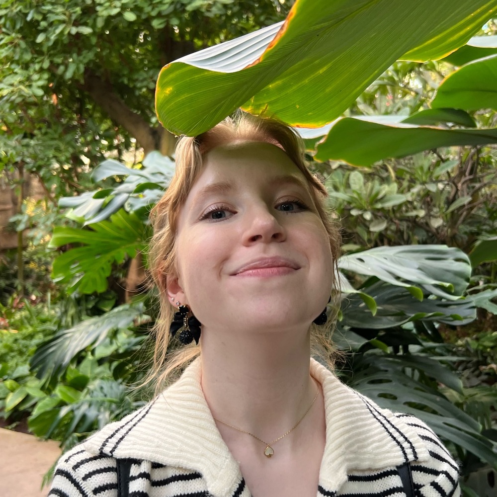 Meet your Posher, Julia